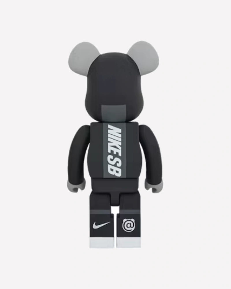 Bearbrick Nike SB 1000% Negro