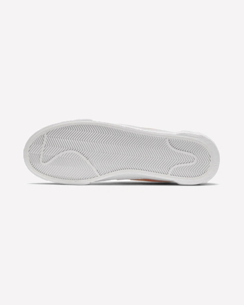 Nike Blazer Low sacai White Magma Orange