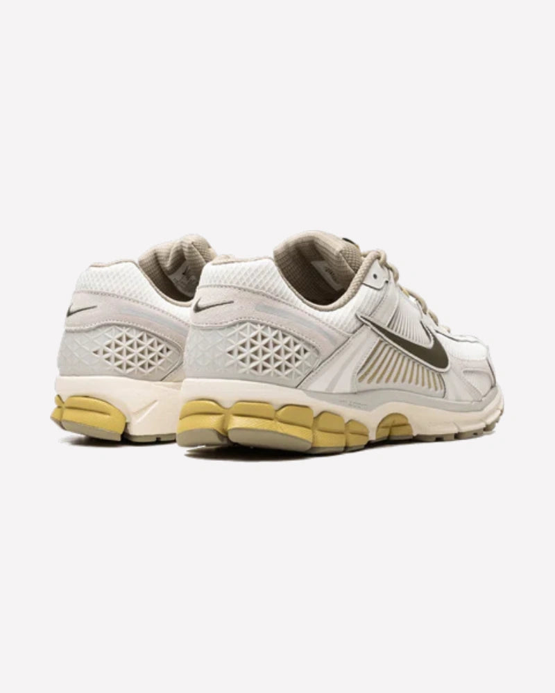 Nike Zoom Vomero 5 SP Light Bone Neutral Olive