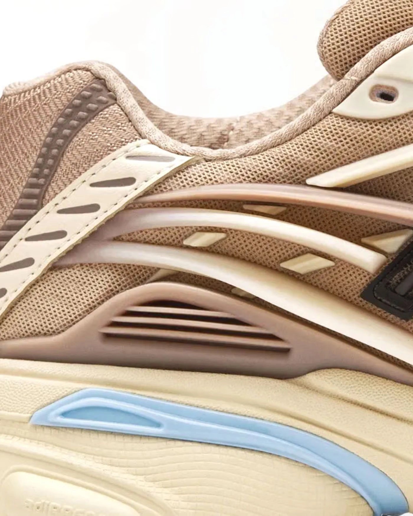adidas Adistar Jellyfish Crystal Sand — detalle de la puntera