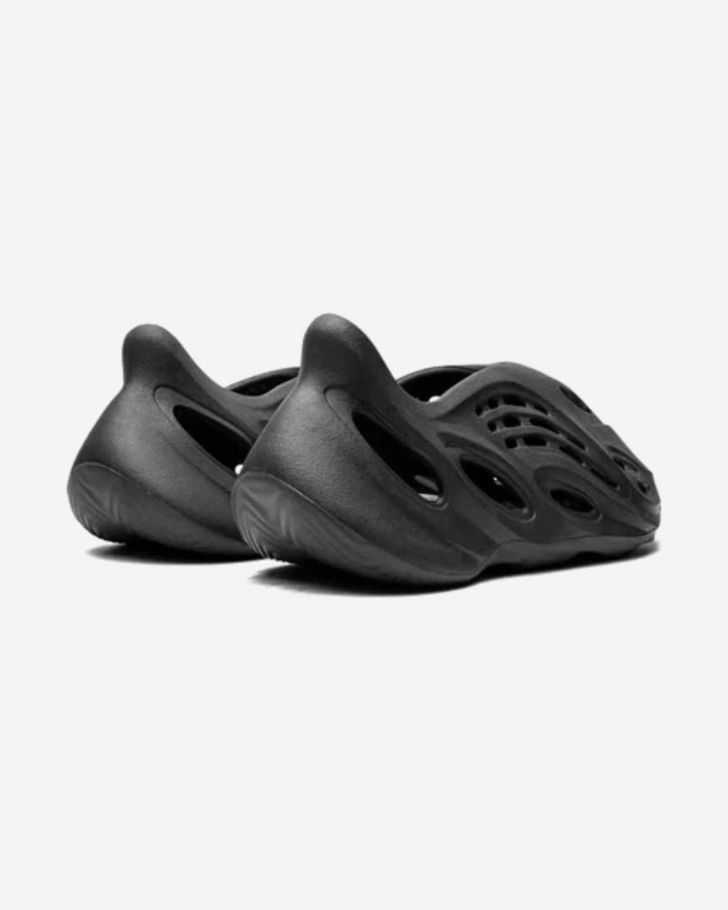 adidas Yeezy Foam RNNR Onyx