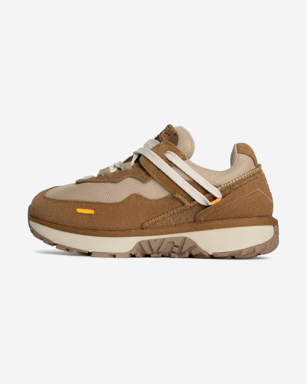 UGG RetroFi Low Chestnut