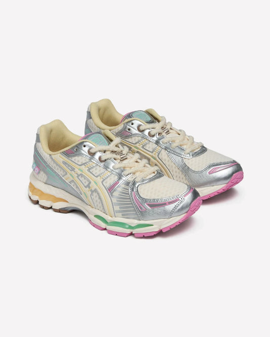 ASICS Gel-Kayano 12.1 Vandy The Pink Vanilla — vista frontal
