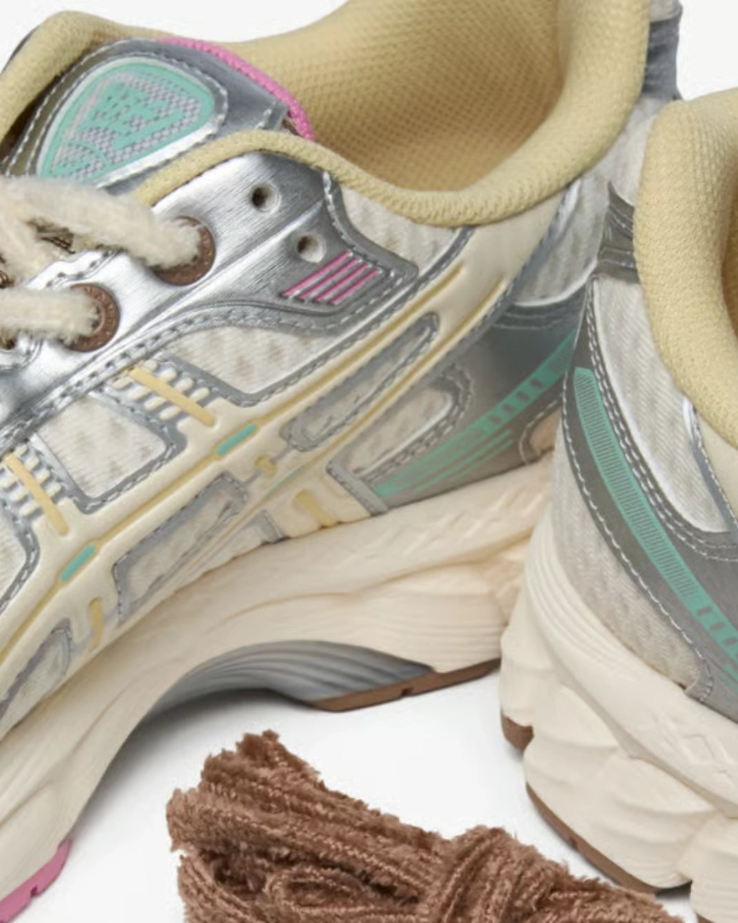 ASICS Gel-Kayano 12.1 Vandy The Pink Vanilla — vista superior