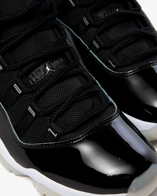 Jordan 11 Retro Jubilee 25th Anniversary — vista de la suela