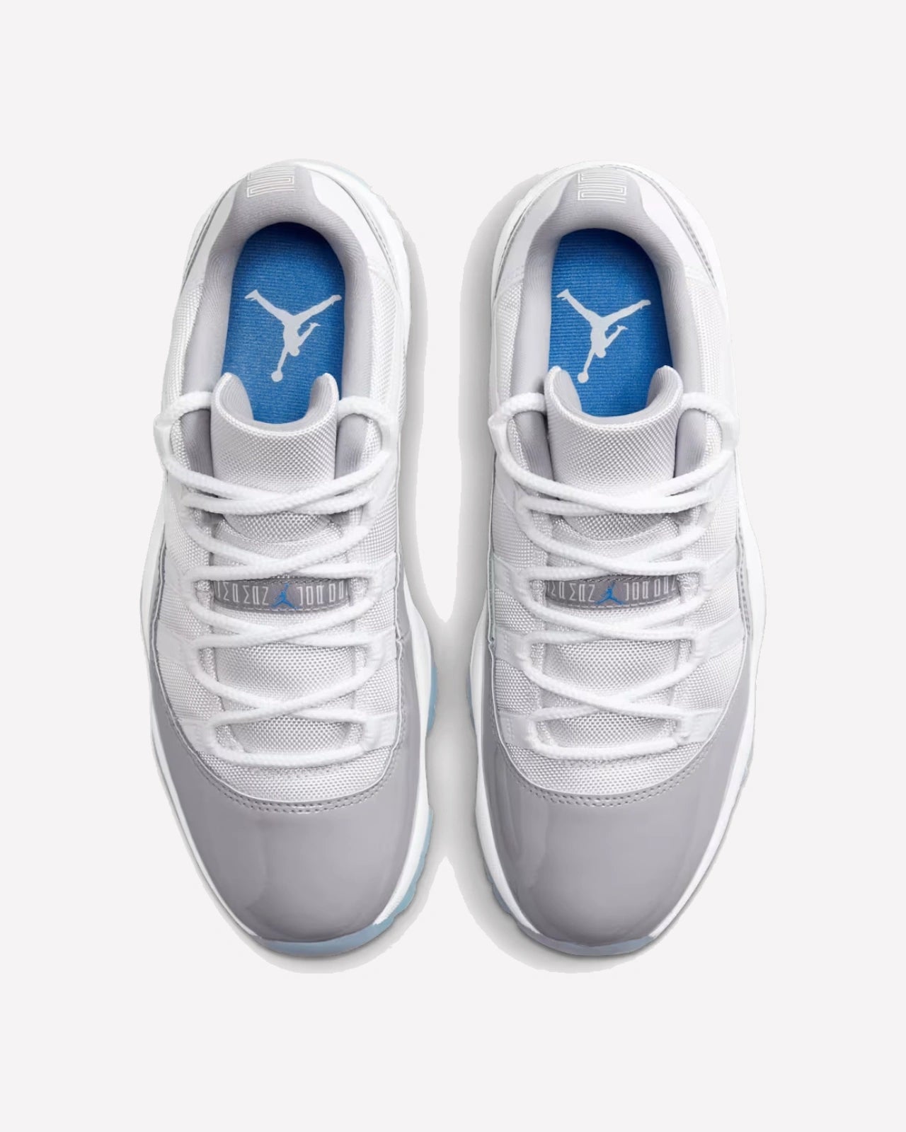 Jordan 11 Retro Low Cement Grey — vista de la suela