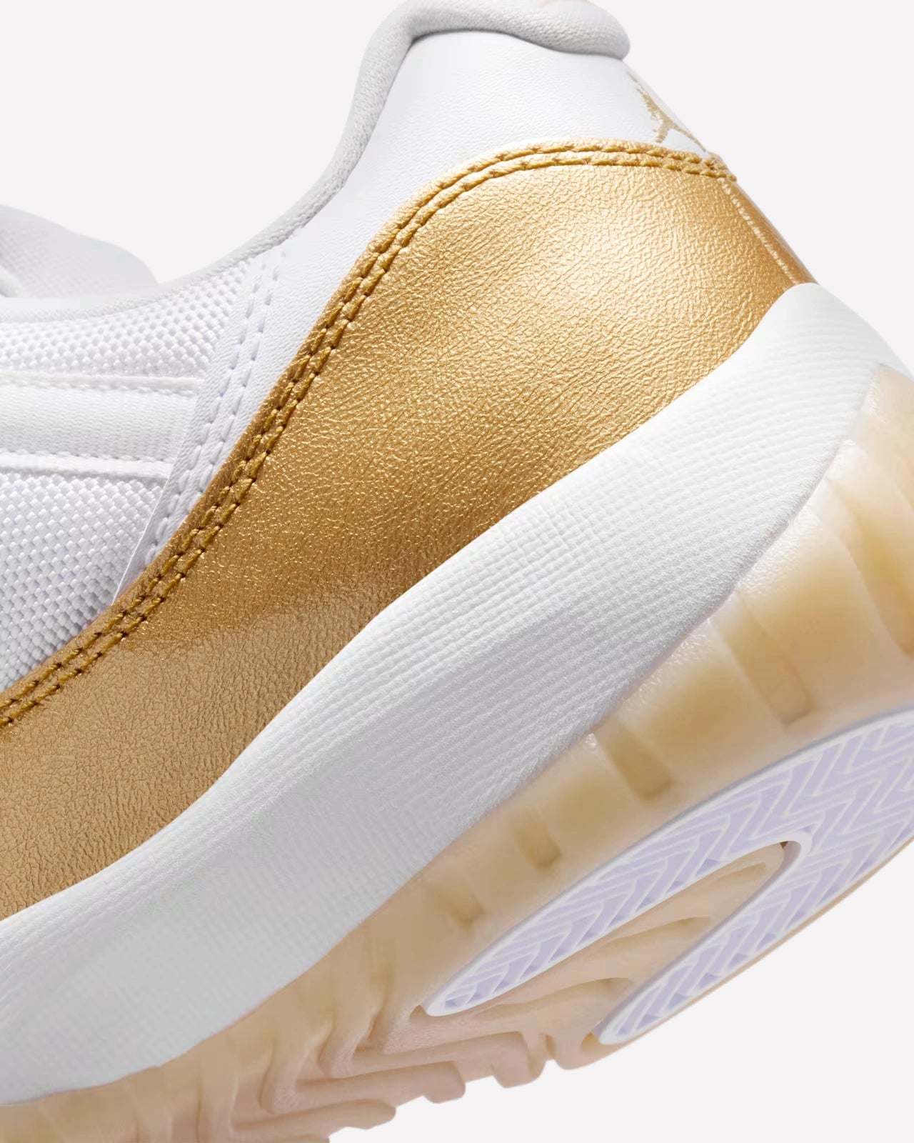 Air Jordan 11 Retro Low Mother's Day