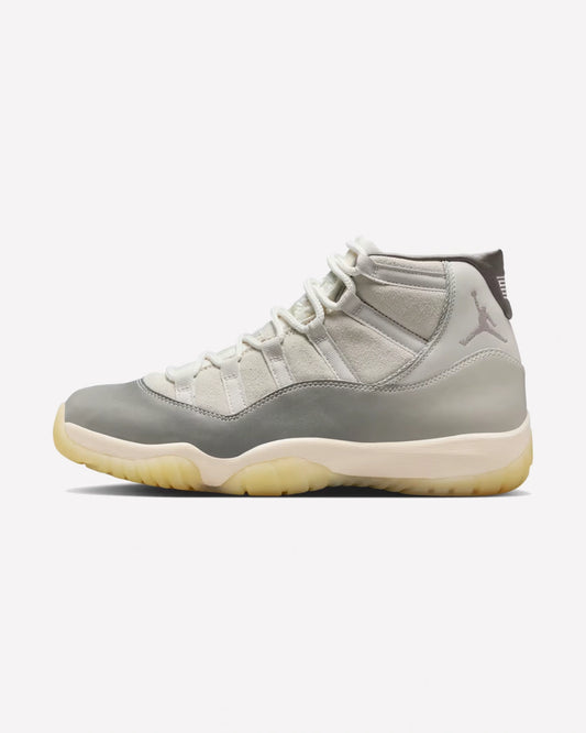 Air Jordan 11 Retro Tokyo