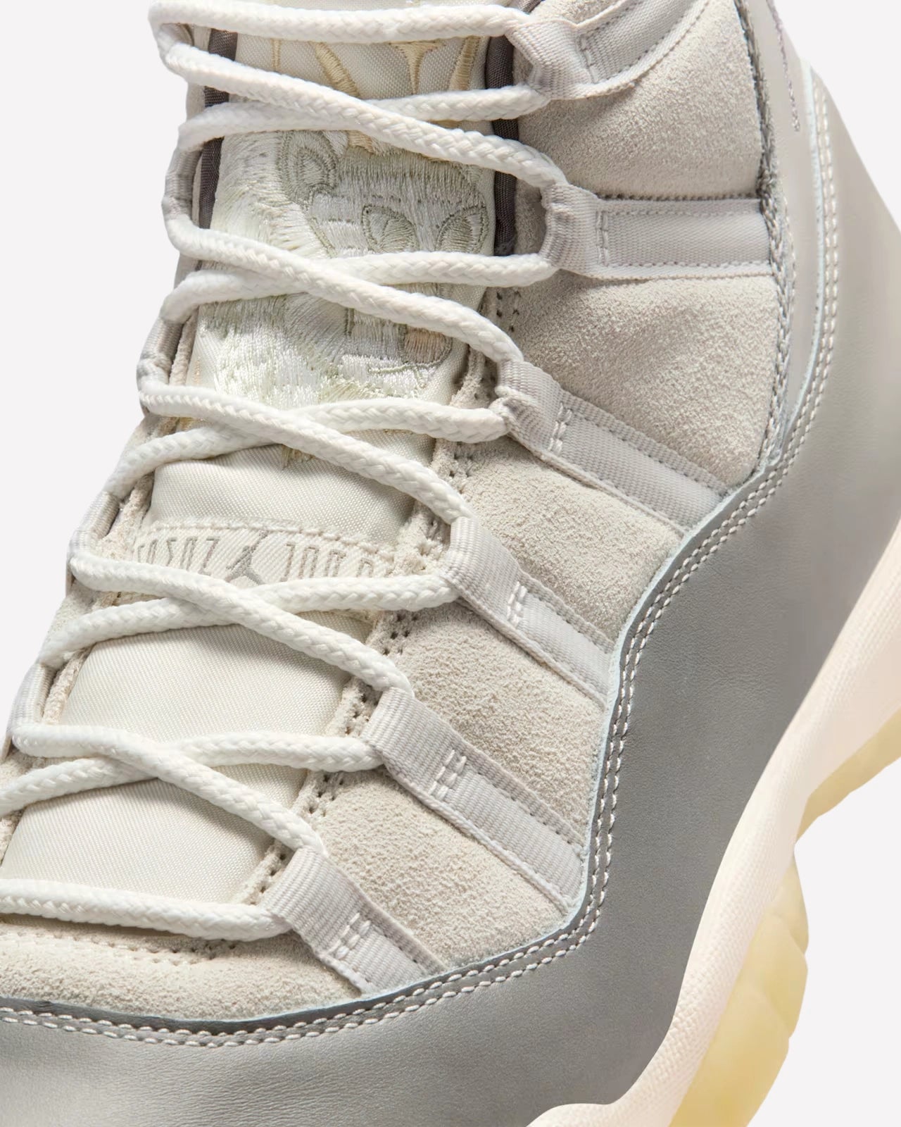 Air Jordan 11 Retro Tokyo