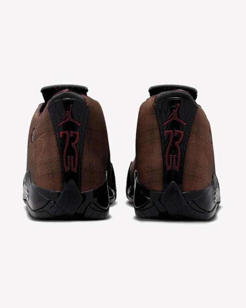 Jordan 14 Retro Mowalola Burnt Red — detalle del talón