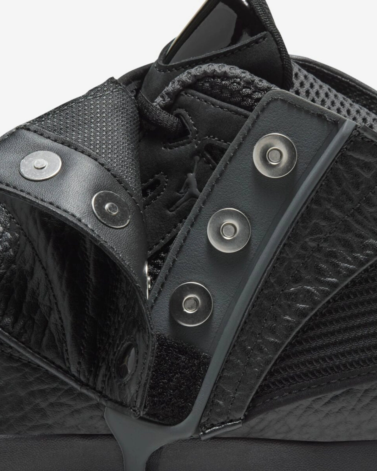 Air Jordan 16 Retro Black Pack