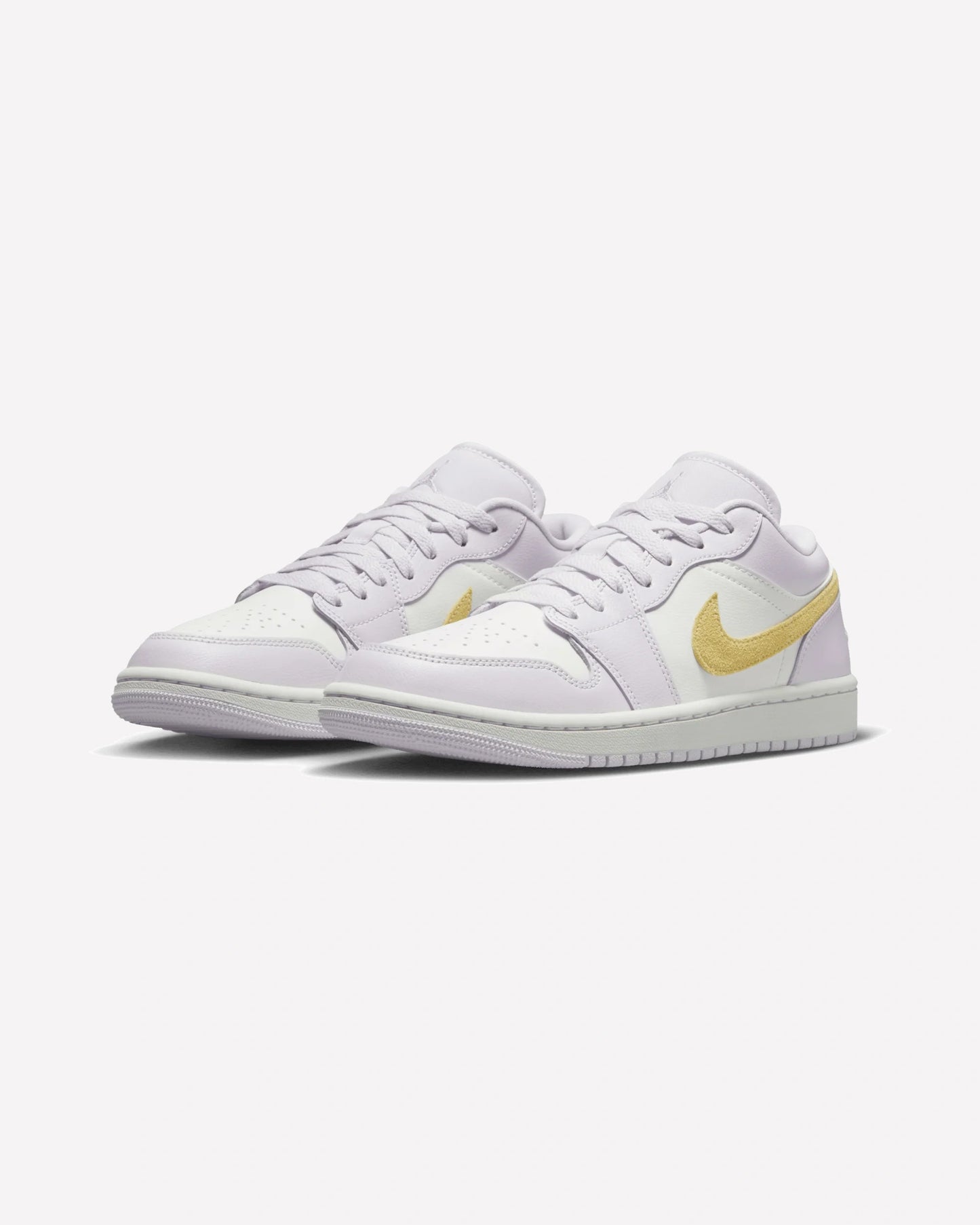 Jordan 1 Low Barely Grape — vista superior del par