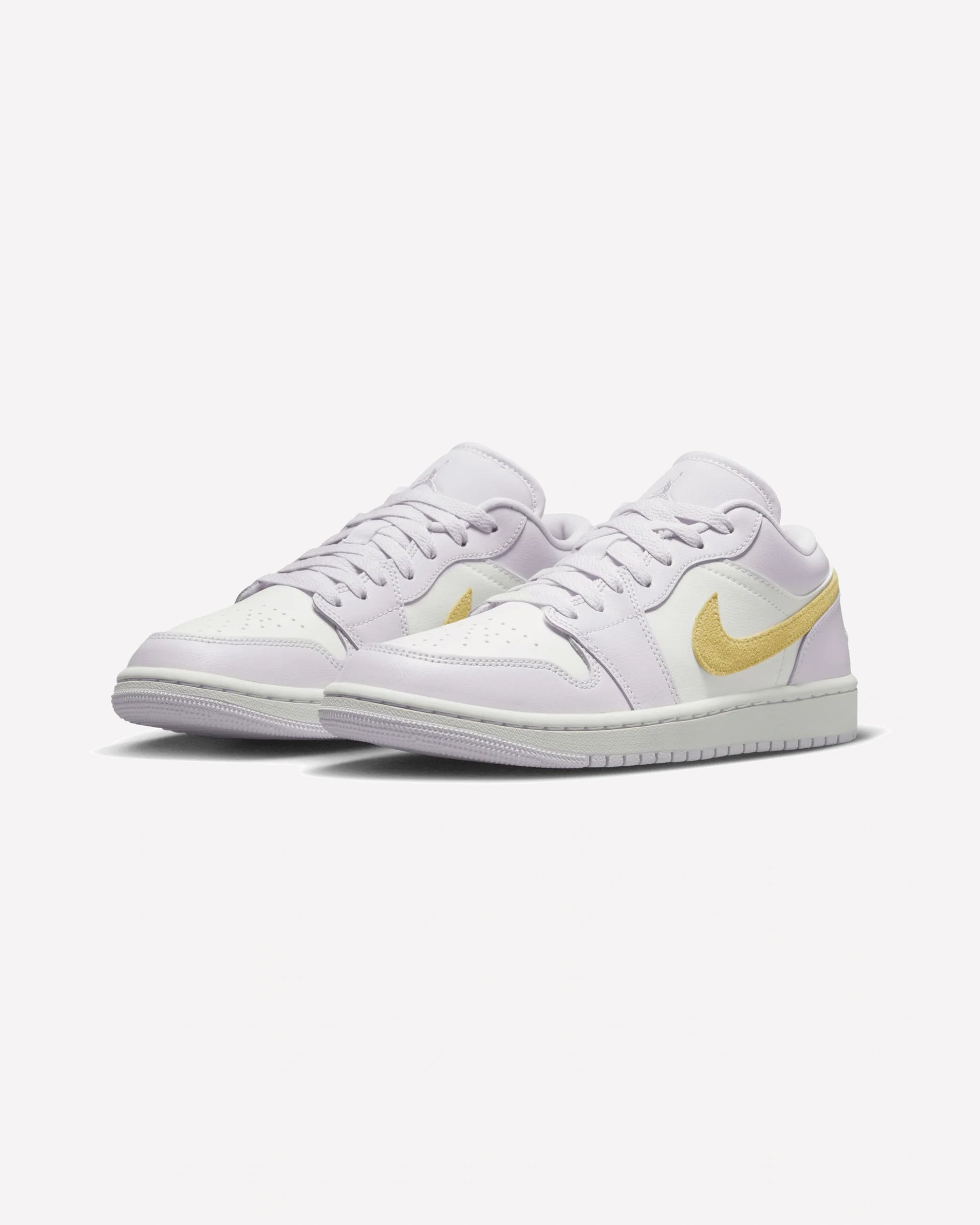 Jordan 1 Low Barely Grape — vista superior del par