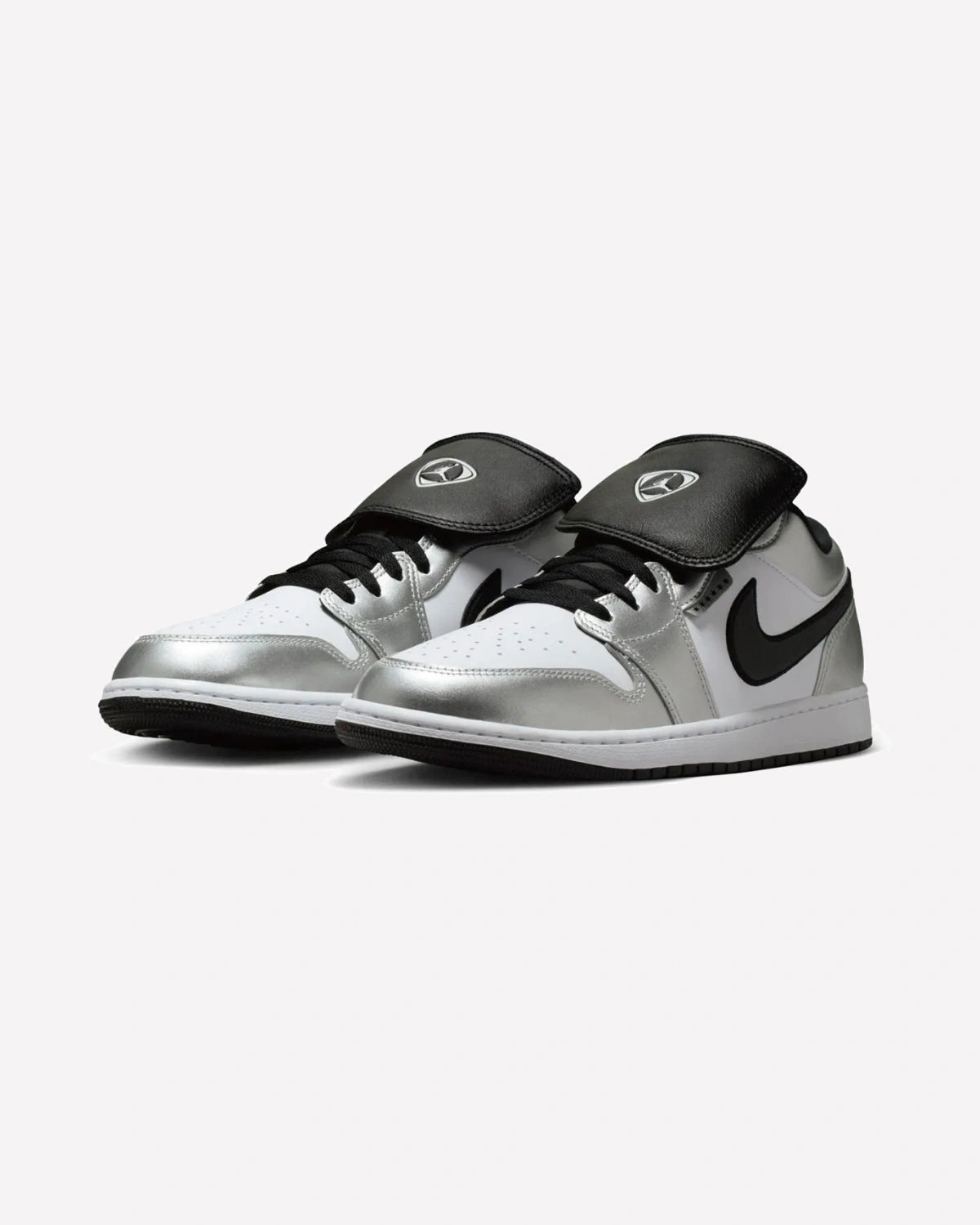 Jordan 1 Low SE Metallic Silver Tiempo — vista superior