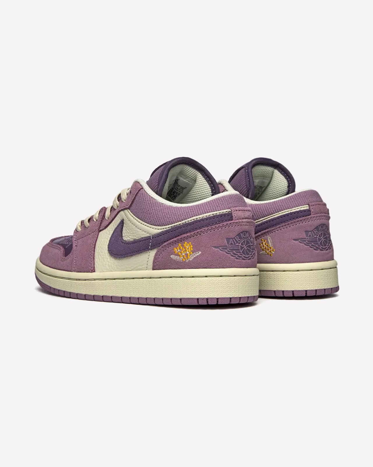 Jordan 1 Low Unity Amethyst Wave — detalle del talón