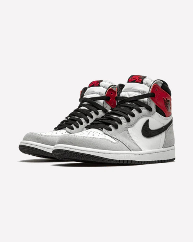 Air Jordan 1 Retro High Light Smoke Grey