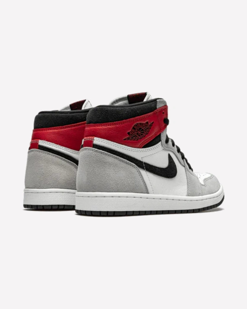 Air Jordan 1 Retro High Light Smoke Grey