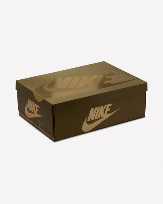 Air Jordan 1 Retro High OG Black Metallic Gold