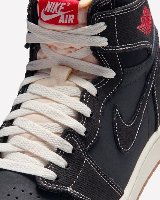 Air Jordan 1 Retro High OG Flight Club