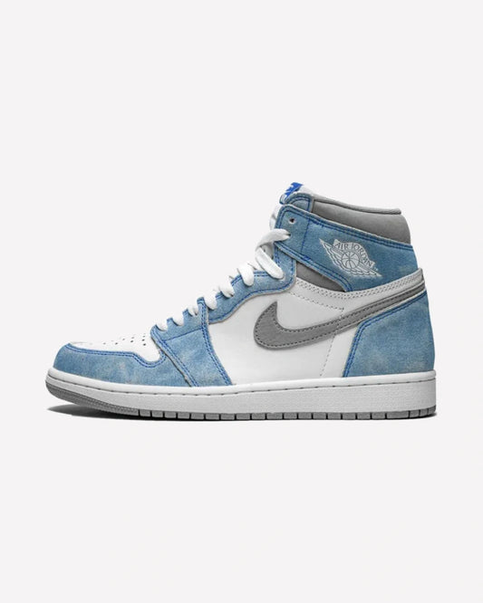 Air Jordan 1 Retro High OG Hyper Royal