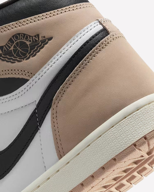 Air Jordan 1 Retro High OG Latte
