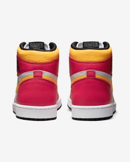 Air Jordan 1 Retro High OG Light Fusion Red