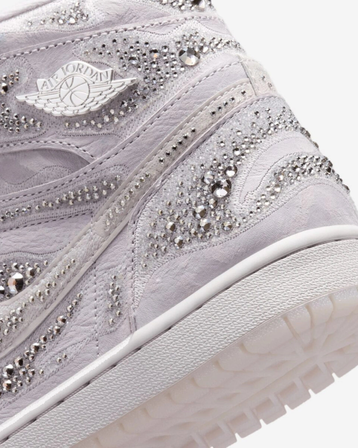 Air Jordan 1 Retro High OG Swarovski Vast Grey