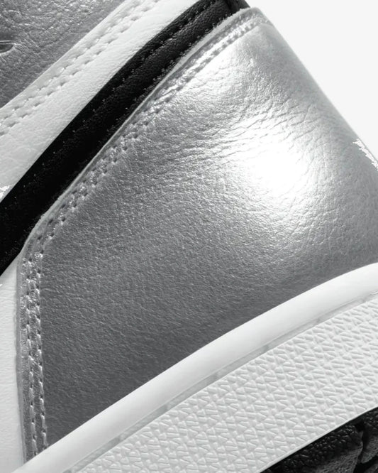 Air Jordan 1 Retro High Silver Toe (W)