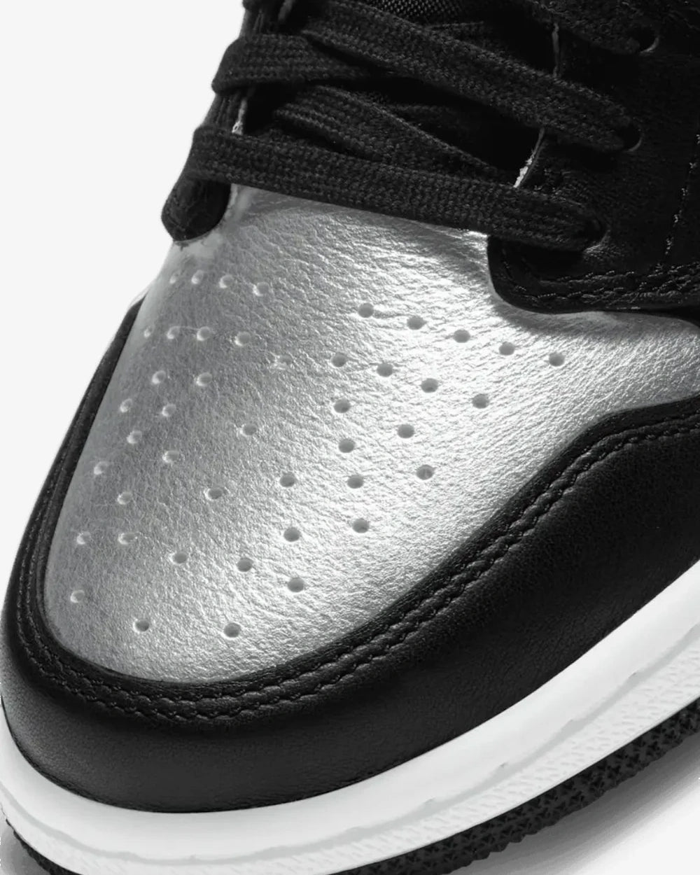 Air Jordan 1 Retro High Silver Toe (W)