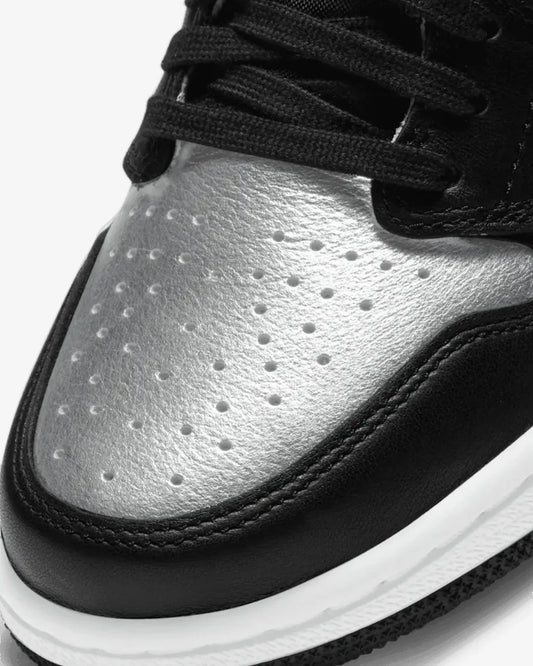 Air Jordan 1 Retro High Silver Toe (W)