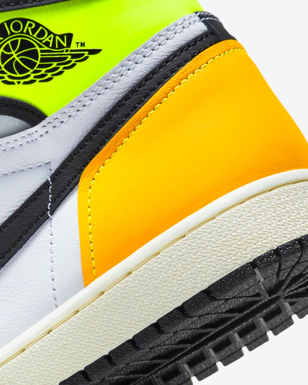 Air Jordan 1 Retro High White Black Volt University Gold