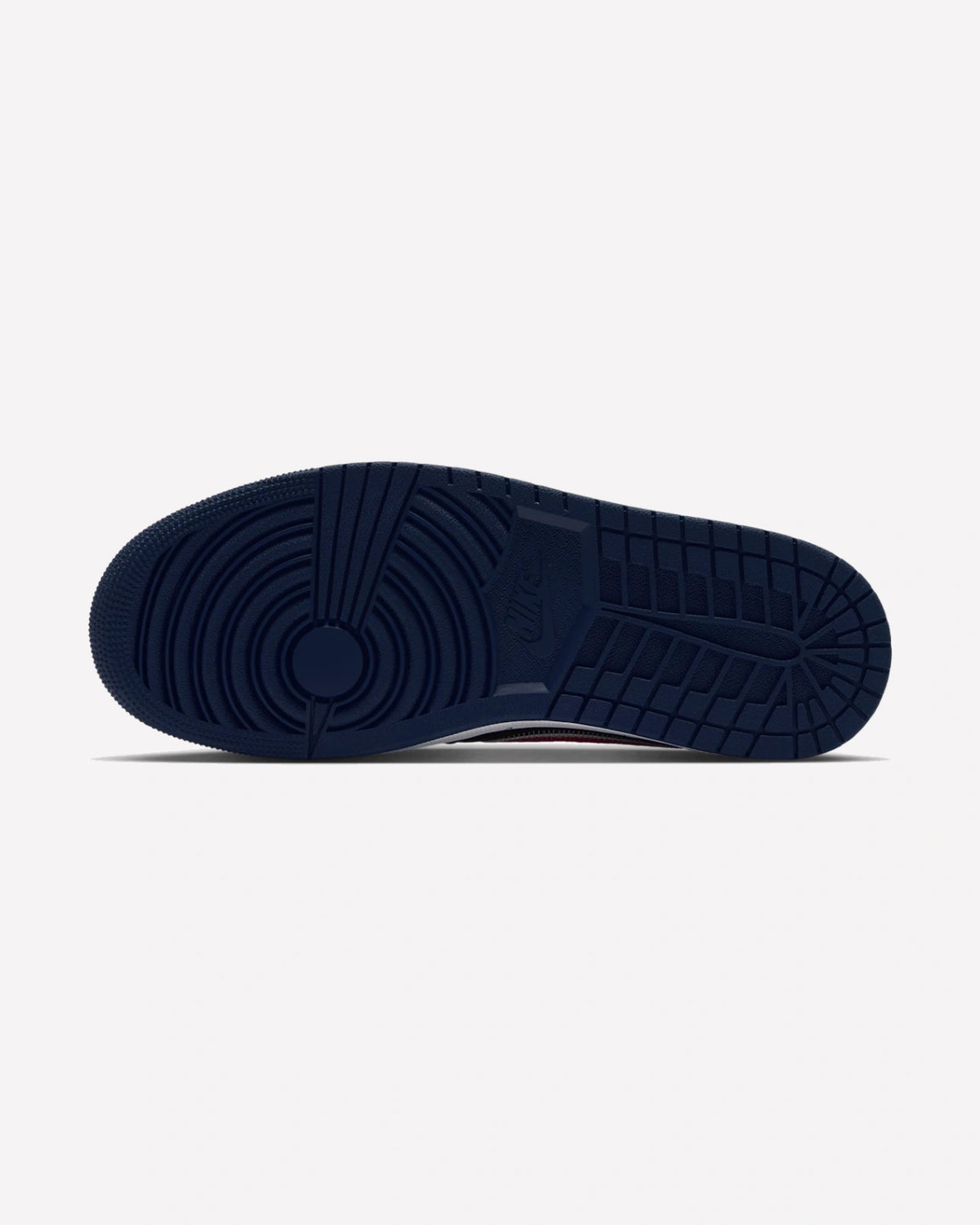 Jordan 1 Retro Low OG Howard University Bison — detalle del logo
