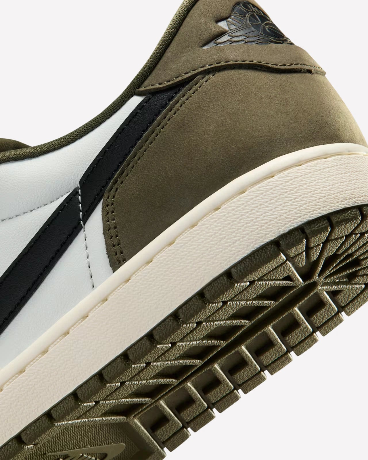 Air Jordan 1 Retro Low OG Medium Olive