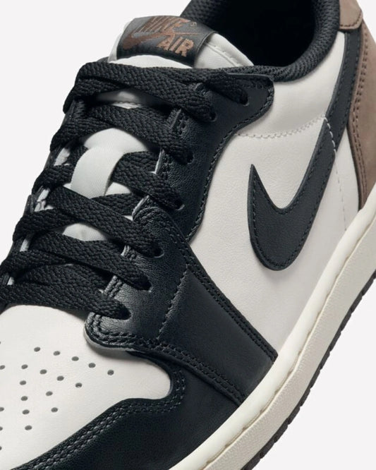 Air Jordan 1 Retro Low OG Mocha