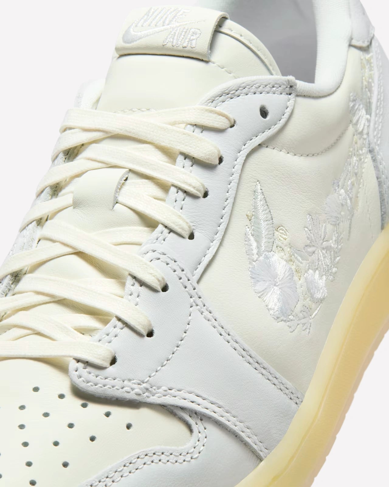 Air Jordan 1 Retro Low OG Rabbit Floral Swoosh