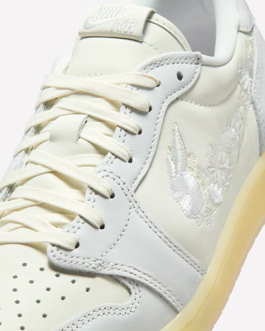 Air Jordan 1 Retro Low OG Rabbit Floral Swoosh