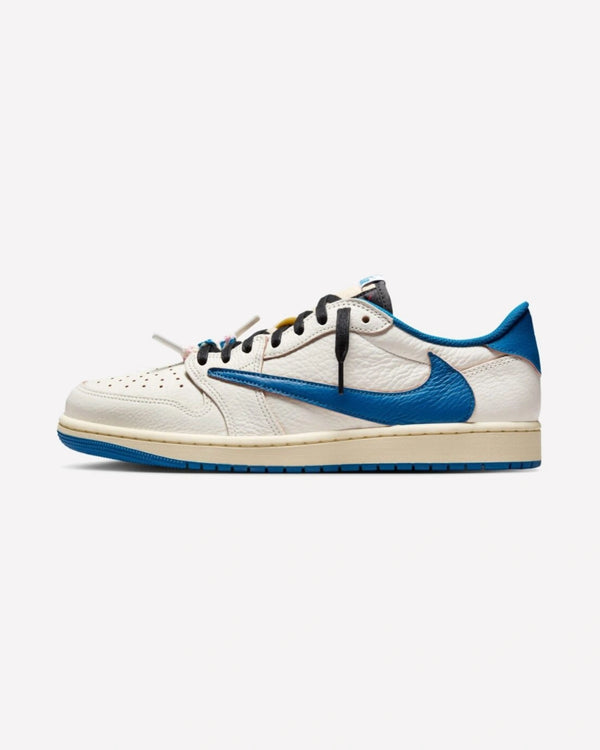Jordan 1 Retro Low OG SP Fragment x Travis Scott Sail Military Blue — vista lateral
