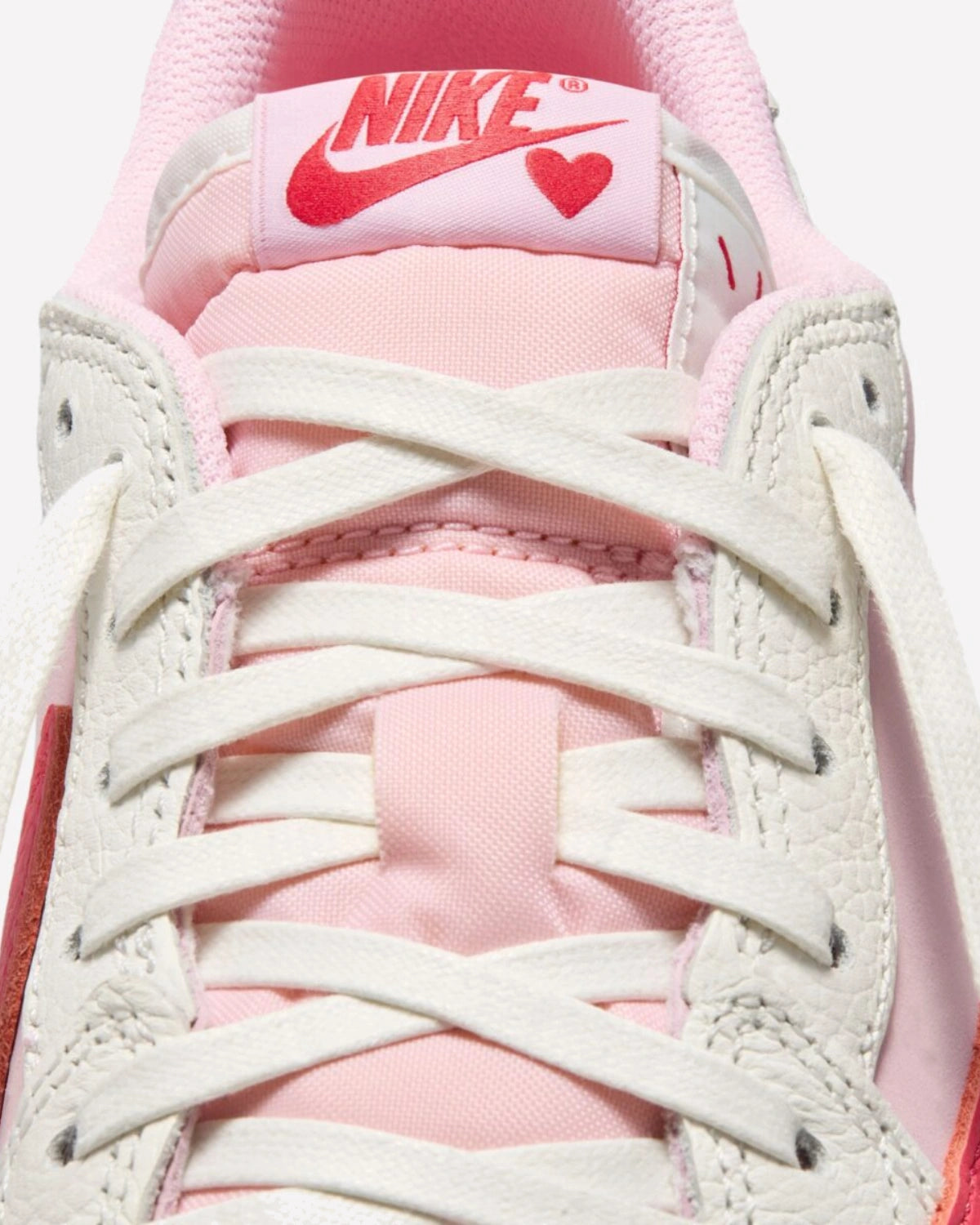 Air Jordan 1 Retro Low OG SP Travis Scott Sail Tropical Pink