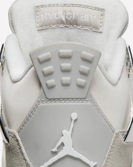 Air Jordan 4 Frozen Moments (W)