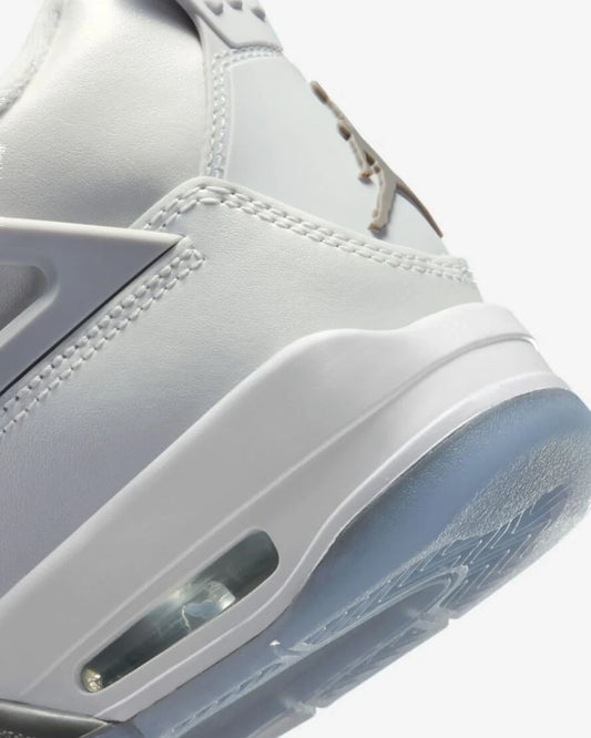 Jordan 4 Retro Photon Dust Blue Chill — detalle del upper