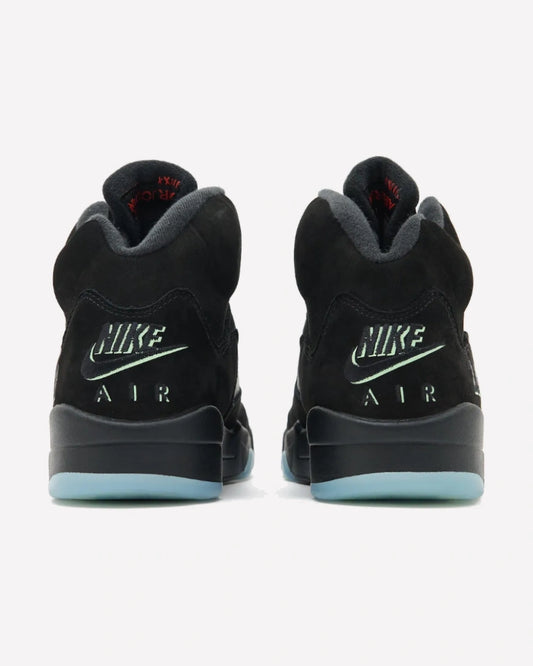 Jordan 5 Retro Halloween — Detalle del talón
