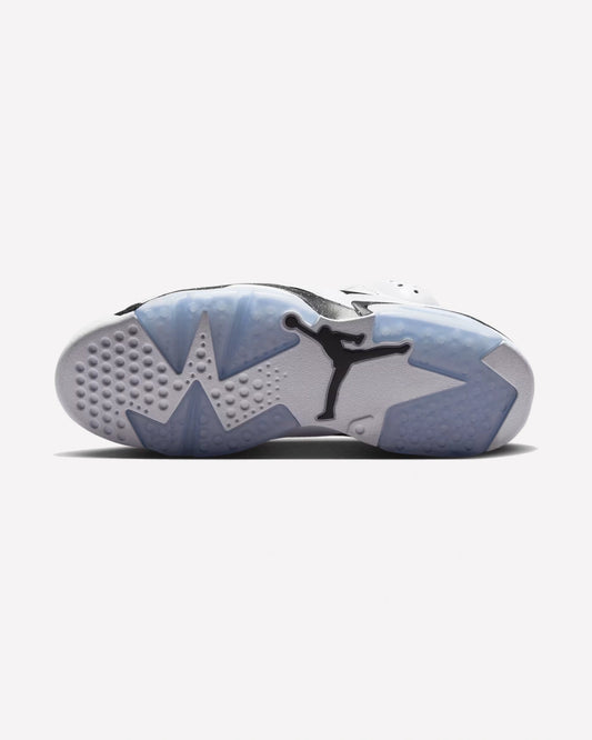 Jordan 6 Retro Oreo (2026) — detalle del cordón