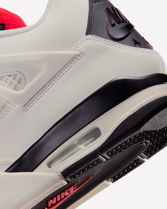 Jordan 4 Retro OG Flight Club