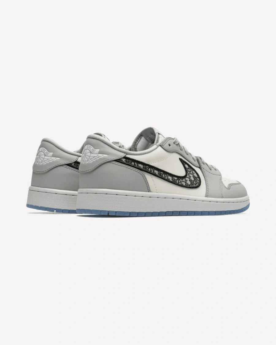 Jordan 1 Retro Low Dior