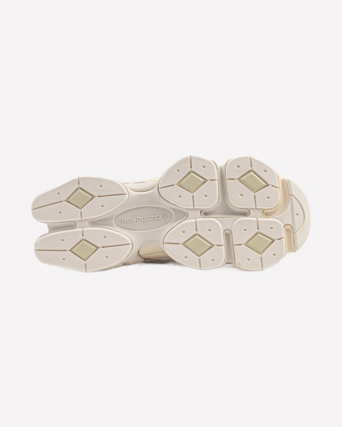 New Balance 9060 Angora Sea Salt — detalle del talón