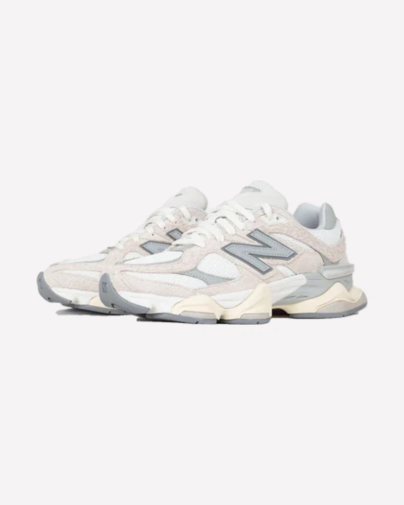 New Balance 9060 Moonbeam Sea Salt