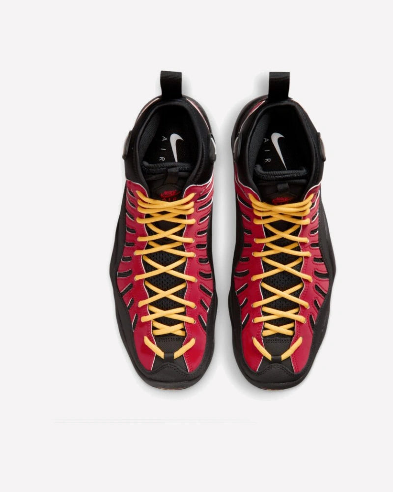 Nike Air Bakin OG Varsity Red — detalle del upper
