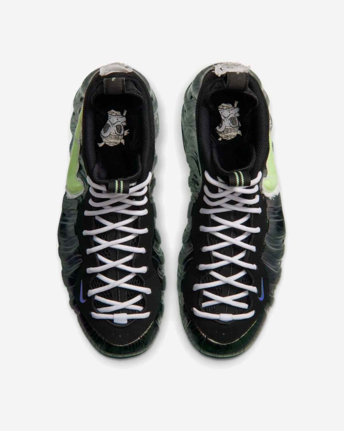 Nike Air Foamposite Pro Oregon Mummy Duck — vista del talón