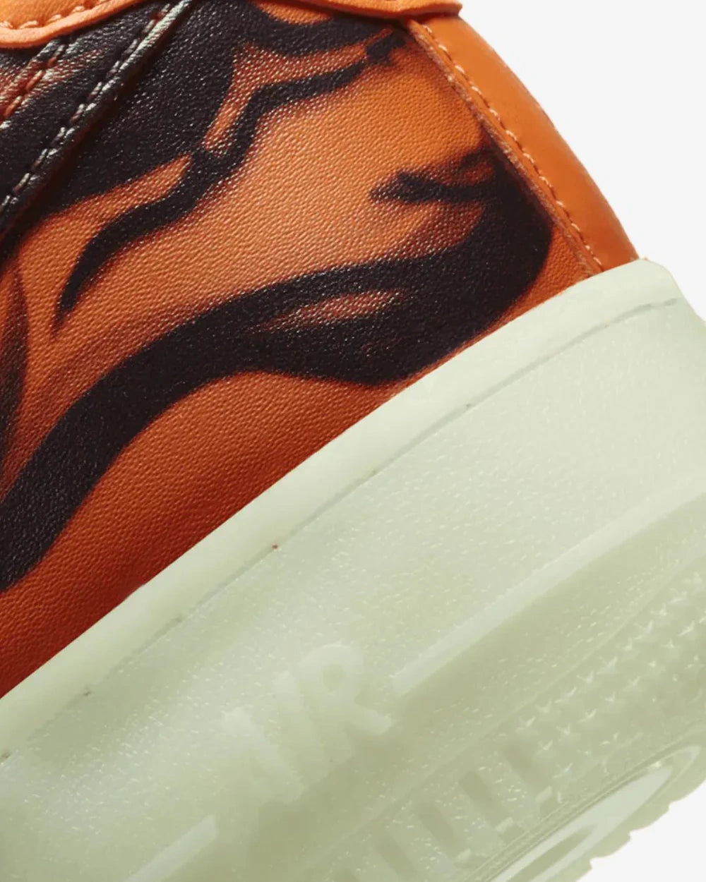 Nike Air Force 1 Low Orange Skeleton Halloween (2020)