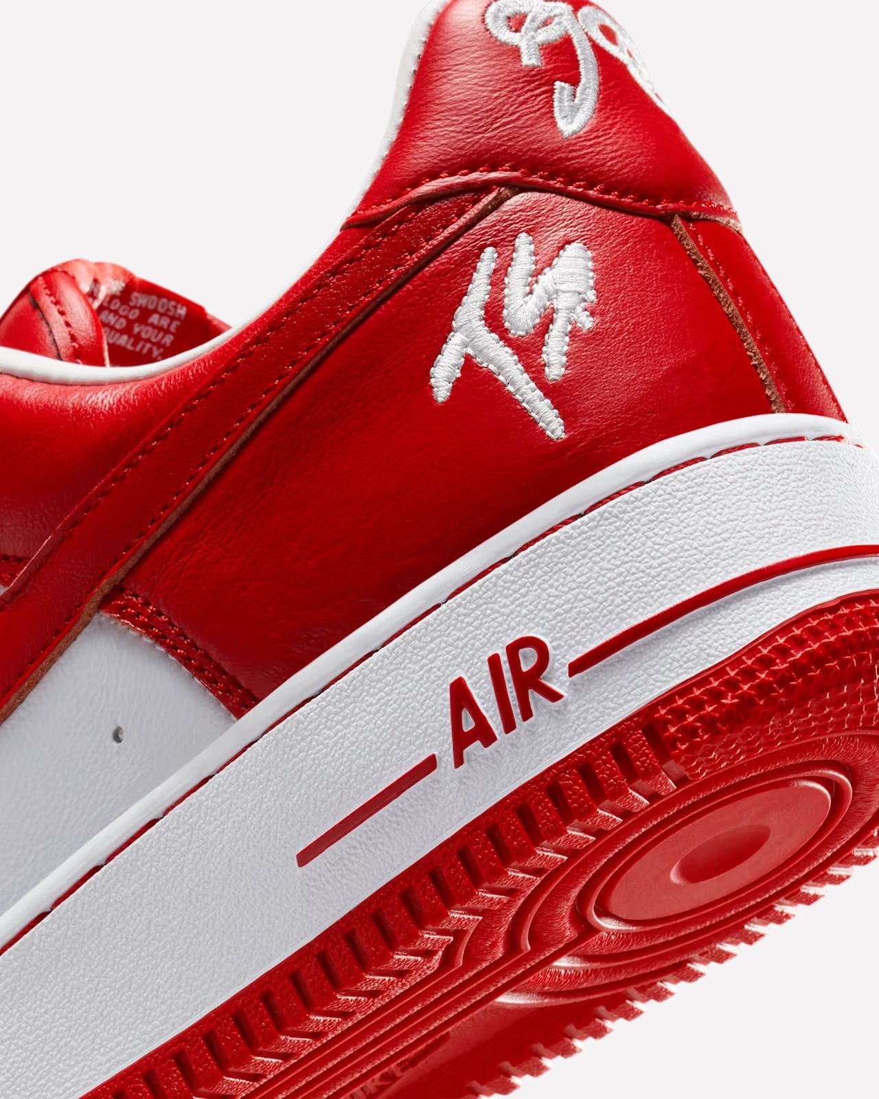 Nike Air Force 1 Low QS Terror Squad White University Red — detalle del lateral